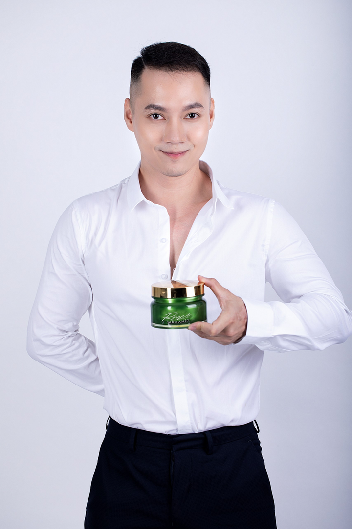 Đỗ Trọng Tấn: Từ mẫu ảnh đến giám đốc trẻ đầy tài năng - 4