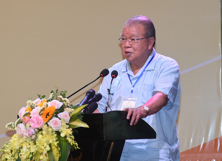 GS Võ Tòng Xuân: 'Chưa ai đề cập đầu ra nông sản cho bà con ĐBSCL' - 1