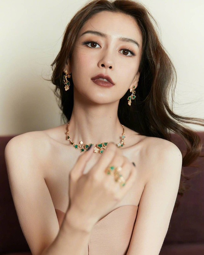 Angelababy ảnh 6 Vì sao Angelababy bị khán giả Trung Quốc ghét? - 6