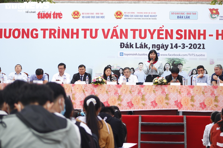 Học sinh Đắk Lắk thắc mắc dịch COVID-19 kéo dài, đề thi liệu có dễ hơn? - 2