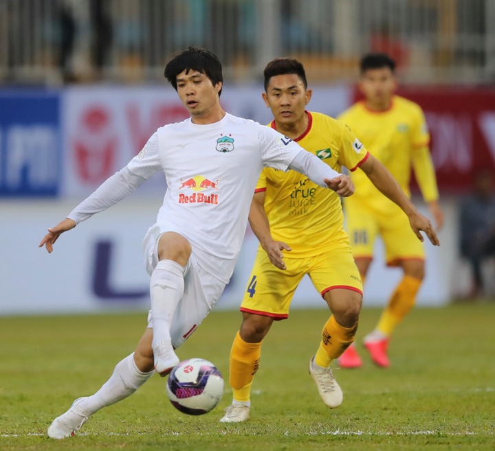 Nhận định trận HAGL vs Bình Định: HLV Kiatisak tiếp đà chiến thắng - 1