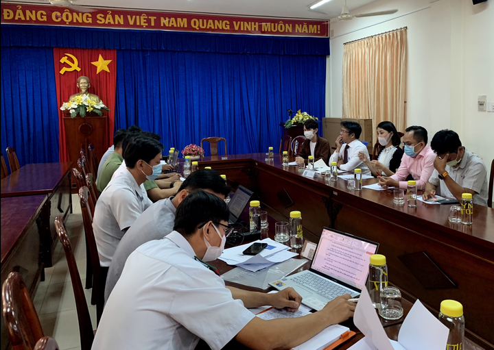 Làm việc với Sở TT&TT, YouTuber Thơ Nguyễn nói sức khỏe không tốt rồi xin về - 1