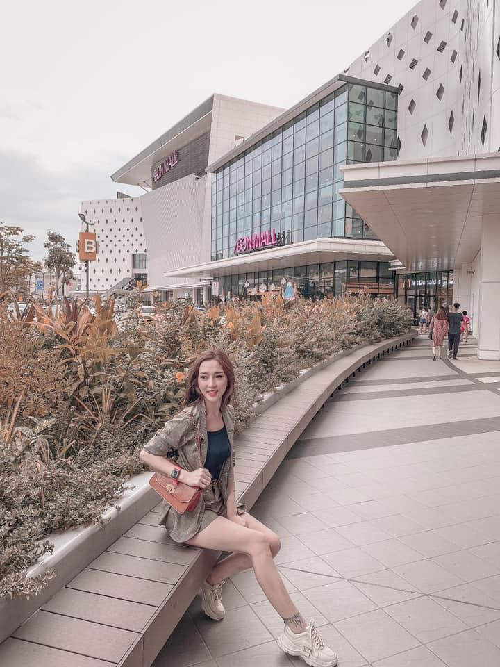 Nguyễn Hồng Boutique: Thương hiệu thời trang nữ dẫn đầu xu hướng - 1