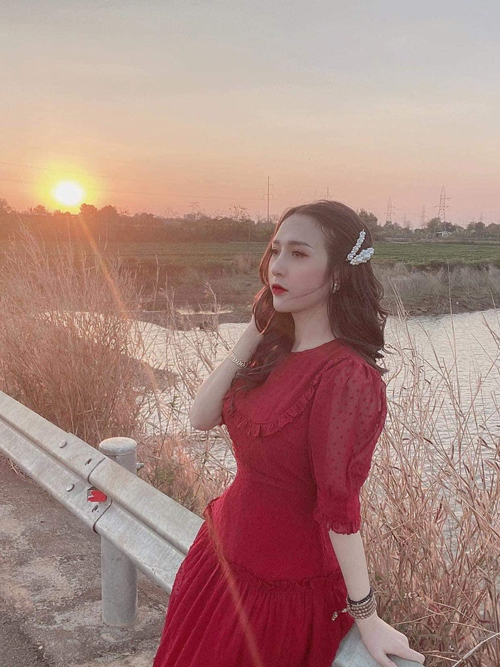 Nguyễn Hồng Boutique: Thương hiệu thời trang nữ dẫn đầu xu hướng - 3