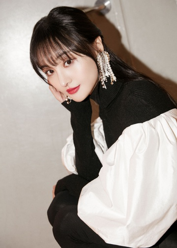 Bị đuổi khỏi showbiz Trung Quốc, Trịnh Sảng hiện ra sao? - 2