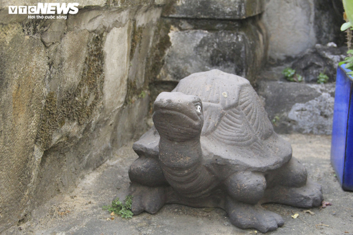 Ảnh: Lăng mộ hơn 220 năm của danh tướng thủy quân nhà Nguyễn đắp tượng rái cá - 9