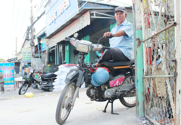 Ảnh: Xe ‘thây ma’ vẫn ngang nhiên tung hoành trên đường phố Sài Gòn - 8
