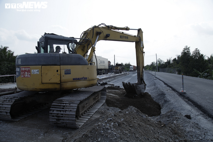 Ảnh: Gấp rút hoàn thành BOT tuyến tránh Cai Lậy để thu phí trở lại - 4