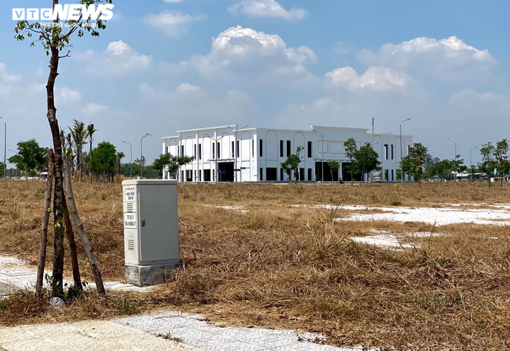 Bình Phước: Siêu dự án 96ha của đại gia Dũng 'lò vôi' heo hút sau 3 năm xây dựng - 8