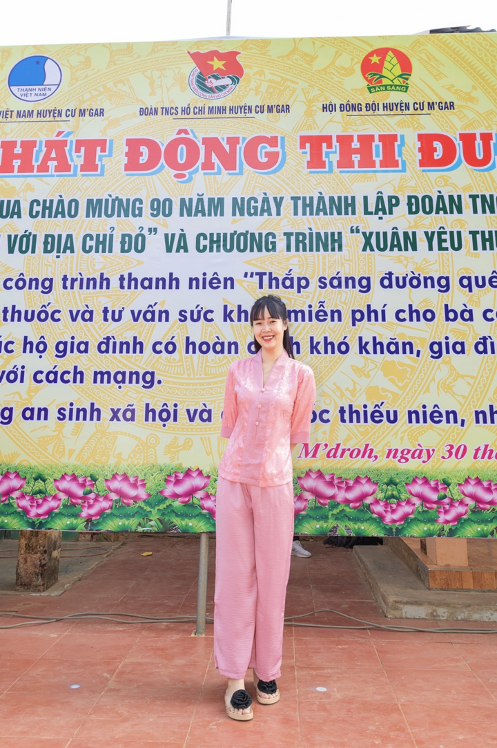 Biên tập viên Hoa Lài: Khát khao sẻ chia giá trị tích cực cho cộng đồng - 1