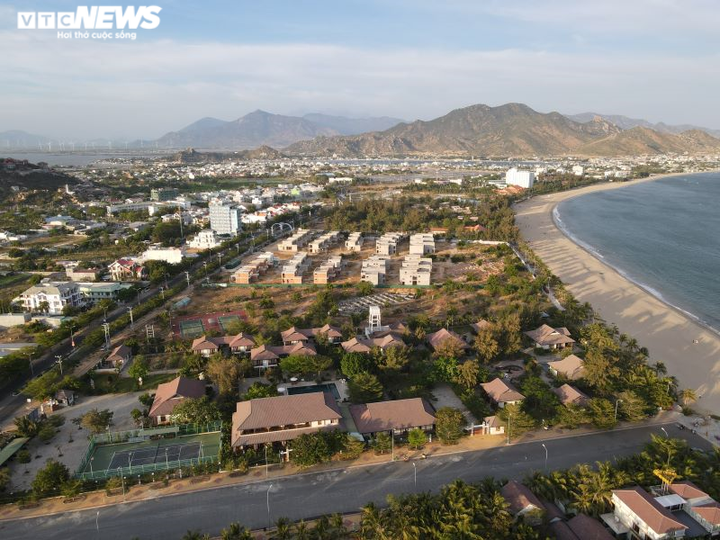 Ảnh: Cả rừng resort phủ kín bãi biển ở Ninh Thuận, người dân mất bãi tắm - 9