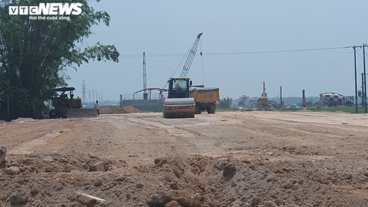 Chở đất lậu đi thực hiện dự án đường gần 700 tỷ đồng ở Thừa Thiên – Huế - 2