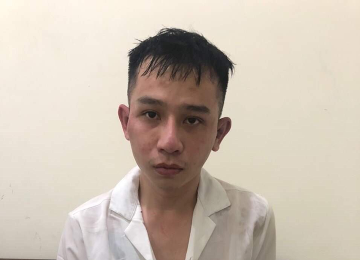 Nam thanh niên chuyên xin ngủ cùng người nước ngoài để trộm tài sản - 1