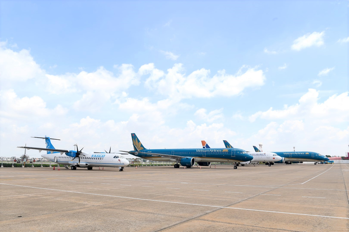 Vietnam Airlines Group đồng loạt tăng chuyến trên nhiều đường bay nội địa - 1