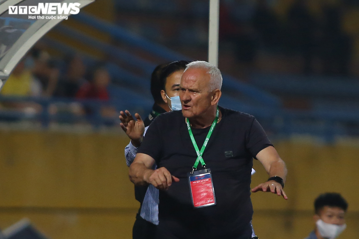 Trực tiếp bóng đá Thanh Hóa 1-2 HAGL: Công Phượng ghi bàn - 9