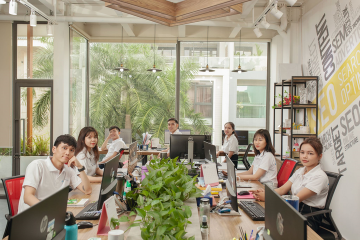 Skylink Group: Gã 'tân binh' khổng lồ - 3