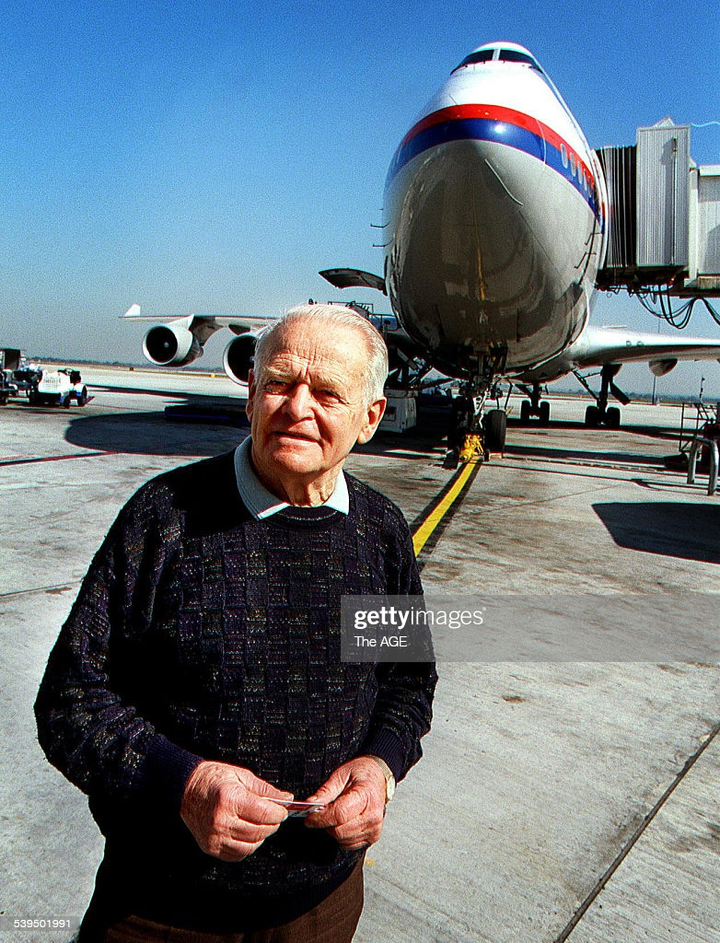 David Warren – cha đẻ của hộp đen máy bay - 1