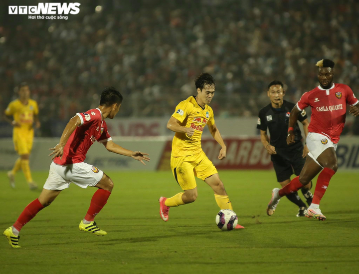 Trực tiếp Hồng Lĩnh Hà Tĩnh vs HAGL, vòng 4 V-League 2021 - 2