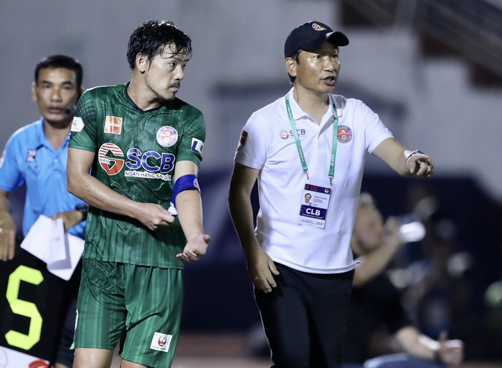 HLV Nhật Bản có ngày ra mắt buồn bã ở V-League - 7