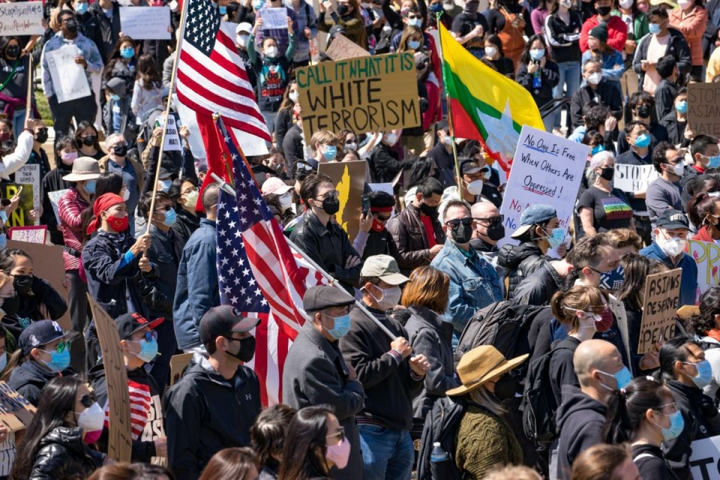 Ảnh: Biểu tình chống thù ghét người gốc Á sau vụ xả súng đẫm máu Atlanta - 2