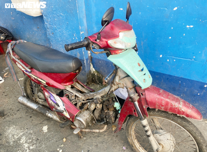 CSGT TP.HCM xử lý xe 'thây ma': Người lao động tìm cách lách, lo sợ mất xe - 7