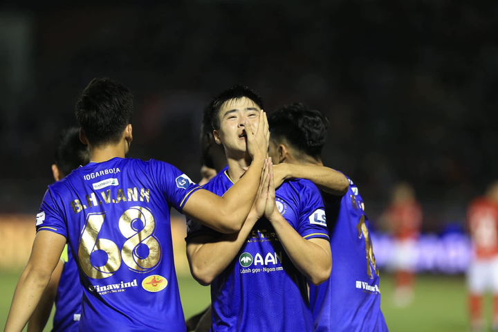 Nhận định bóng đá Hà Nội FC vs Hồng Lĩnh Hà Tĩnh: Quang Hải trở lại - 1