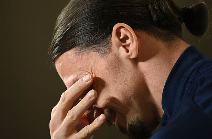 Ibrahimovic khóc trong ngày trở lại đội tuyển Thụy Điển - 1