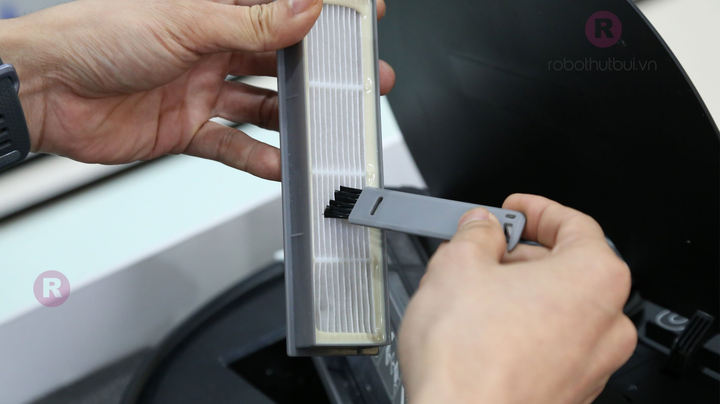 Chuyên gia mách bạn 5 cách giúp robot hút bụi lau nhà sạch hơn - 1