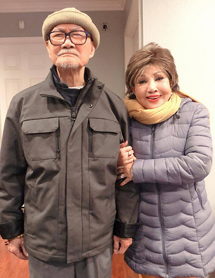 Cuộc sống của NSND Diệp Lang và vợ trên đất Mỹ - 4