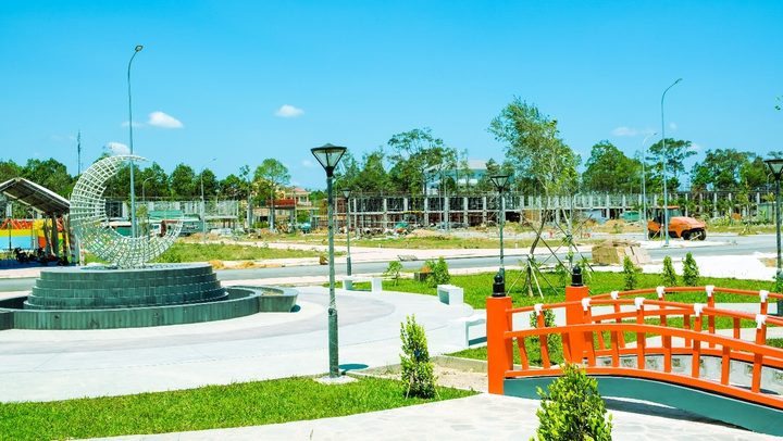 TNR Amaluna: Đẩy mạnh tiến độ thi công phố thương mại - 3