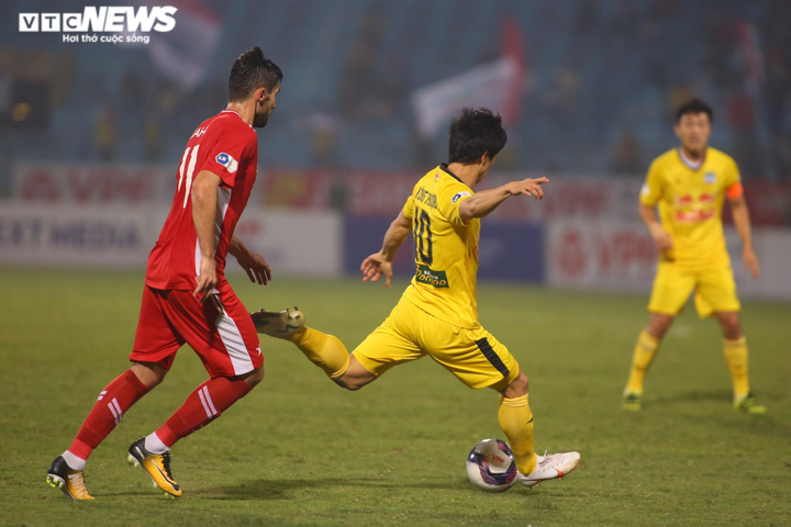 Trực tiếp Viettel 0-3 HAGL: Văn Thanh lập cú đúp, Viettel sụp đổ - 3