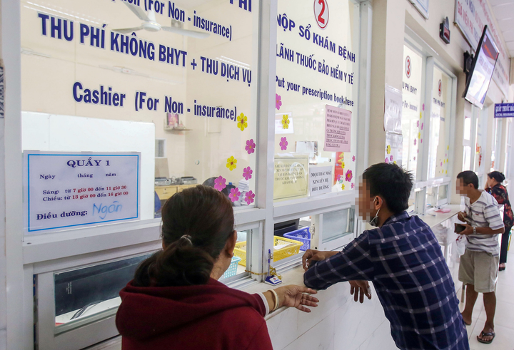 Cảnh báo các trường hợp khám chữa bệnh nhiều lần, có dấu hiệu trục lợi quỹ BHYT - 1