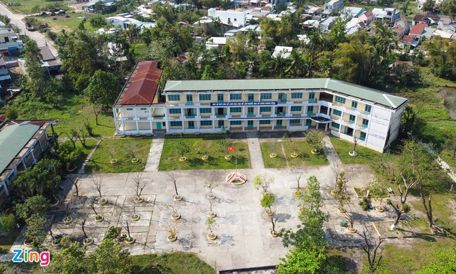 Ngôi trường 25 phòng học nhưng chỉ 46 học sinh - 2