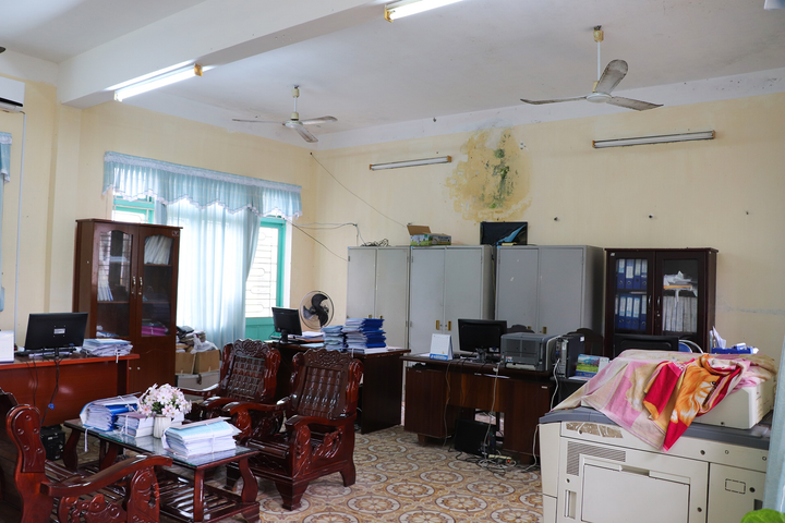 Ngôi trường 25 phòng học nhưng chỉ 46 học sinh - 5