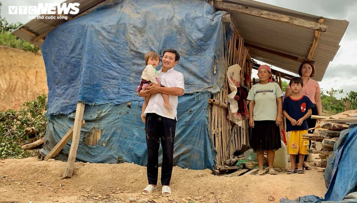 Ông Đoàn Ngọc Hải đến Đắk Lắk nhận quà hỗ trợ tặng cho người nghèo - 1