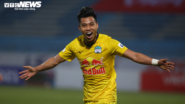 Văn Thanh phá nát hàng thủ Viettel, HLV Kiatisak vẫn nhăn mặt tiếc nuối - 1