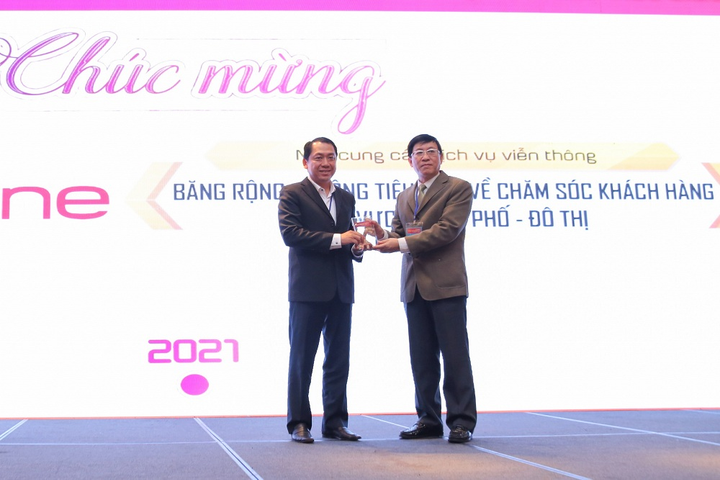 Nhà mạng có dịch vụ chăm sóc khách hàng tốt nhất năm 2021 'gọi tên' MobiFone - 1