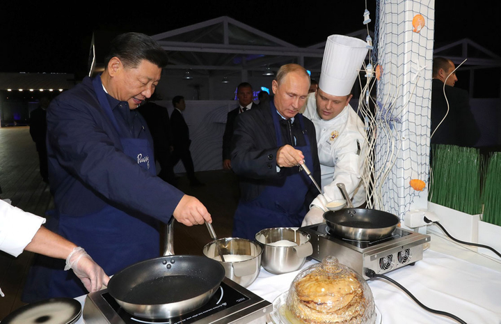 Hứng đòn trừng phạt từ Mỹ và phương Tây, Trung Quốc hối hả 'tìm bạn' cùng phe - 3
