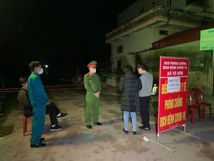 14 tỉnh, thành ghi nhận người đi cùng chuyến bay VJ458 có ca COVID-19 - 1