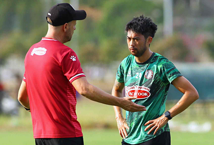 Hoàng Thịnh nghỉ tập ở CLB TP.HCM - 4