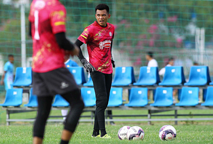 Hoàng Thịnh nghỉ tập ở CLB TP.HCM - 9