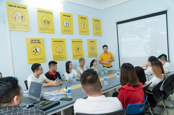 Doanh nhân Võ Hoài: 'Muốn đi xa phải xây dựng văn hoá doanh nghiệp' - 4