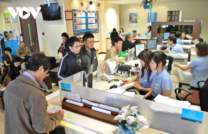 Chính phủ quyết liệt hành động vì người dân và doanh nghiệp - 1