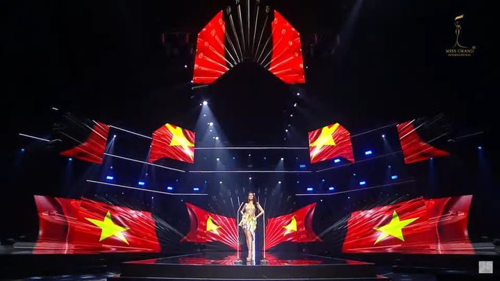 Người đẹp Mỹ quỵ ngã, khóc nức nở khi đăng quang Hoa hậu Hòa bình - 3