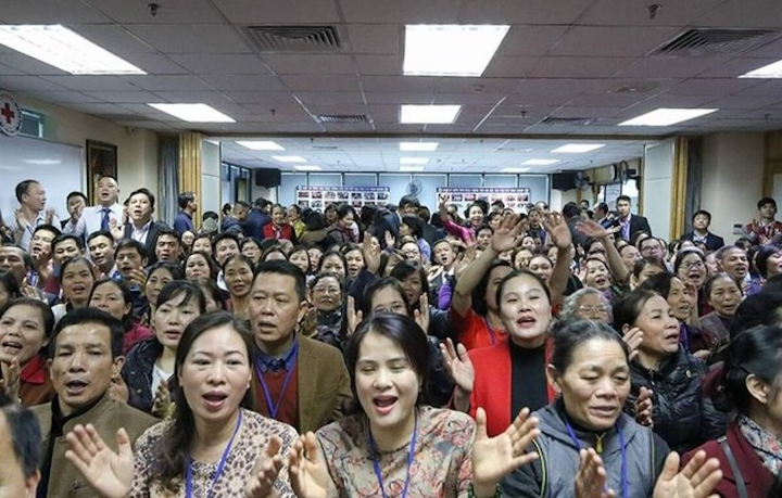 Chủ tịch Hà Nội giao Ban Tôn giáo Thành phố kiểm tra hoạt động CLB Tình Người - 1