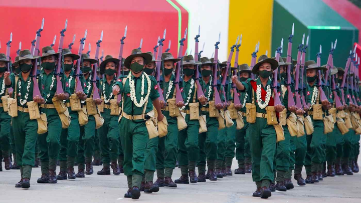 16 người biểu tình chết trong ngày kỷ niệm của quân đội Myanmar - 2