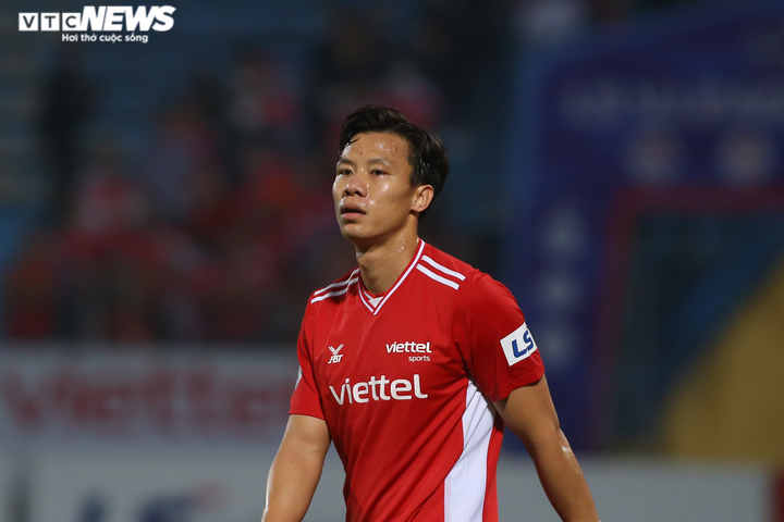 Vòng 6 V-League: Chờ Lee Nguyễn tái ngộ Kiatisak - 2