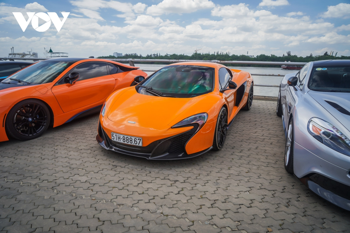 Cận cảnh dàn siêu xe quy tụ tại TP. HCM trước thềm Vietrally - 16