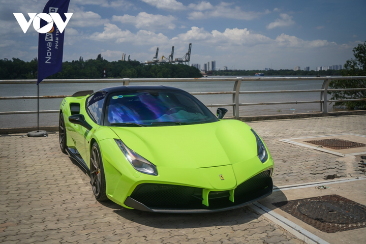 Cận cảnh dàn siêu xe quy tụ tại TP. HCM trước thềm Vietrally - 7