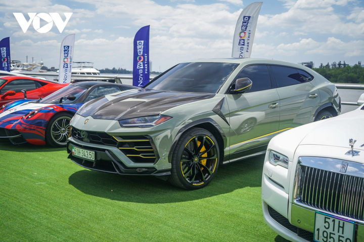 Cận cảnh dàn siêu xe quy tụ tại TP. HCM trước thềm Vietrally - 10